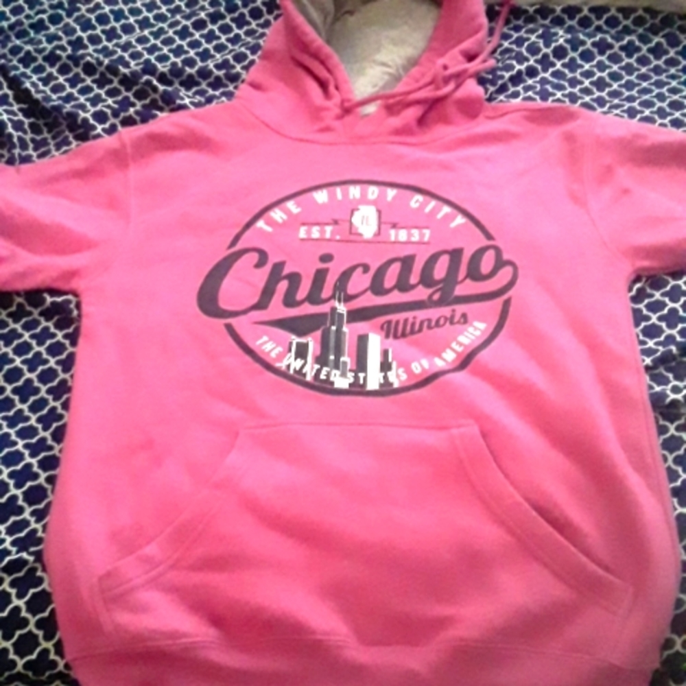 ON SALE.  NWOT Ladies Long Sleeve Sweatshirt